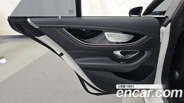 Mercedes-Benz AMG GT 2022 — ფოტო 8/35