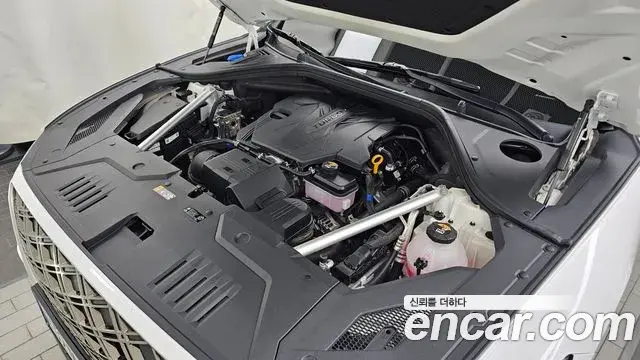 Genesis GV70 2025 — ფოტო 11/33