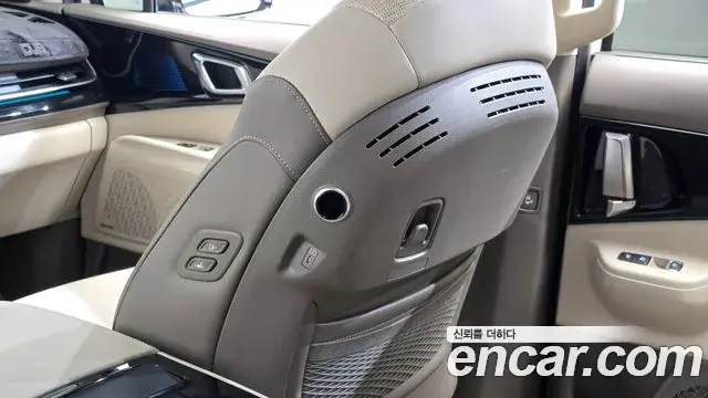Kia Carnival 2024 — Şəkil 11/20