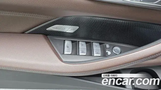 BMW 4 Series 2022 — Şəkil 29/30