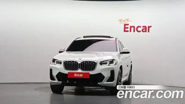 BMW X4 2022 — Şəkil 1/32