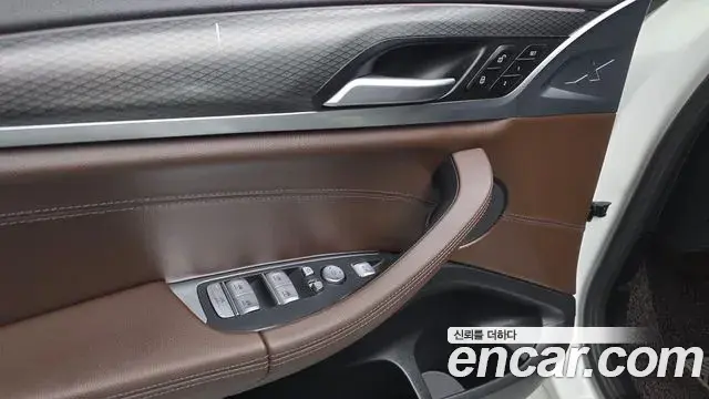 BMW X4 2022 — Şəkil 30/32
