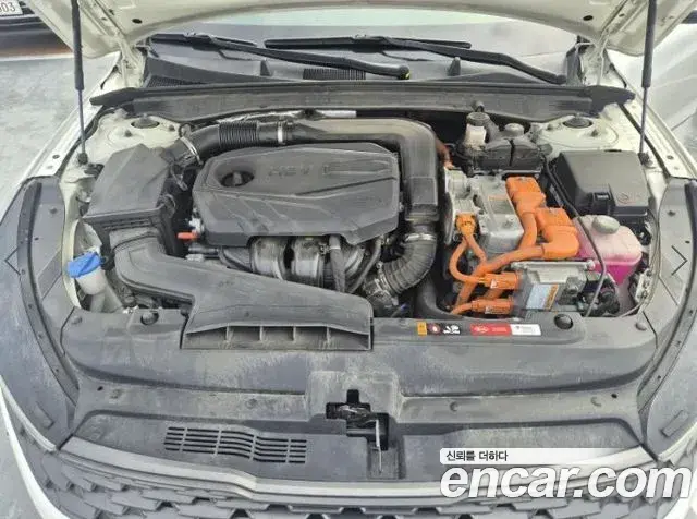 Kia K5 2020 — Photo 12/18