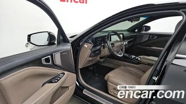 Kia K8 2022 — Şəkil 24/37