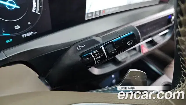 Kia K8 2022 — Şəkil 12/37
