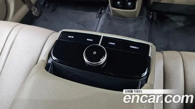 Kia K8 2022 — Şəkil 28/37