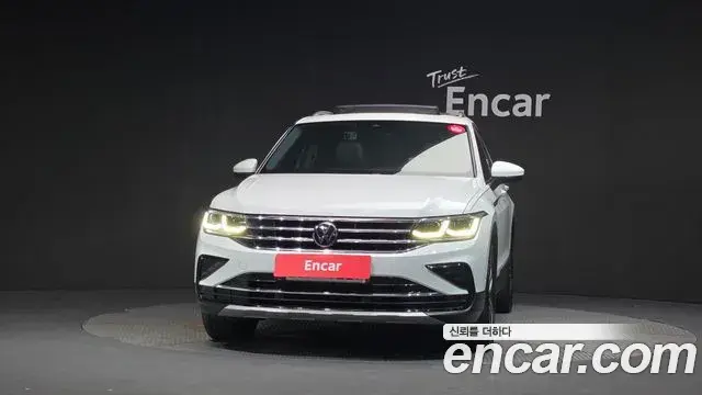 Volkswagen Tiguan 2023 — ფოტო 15/37