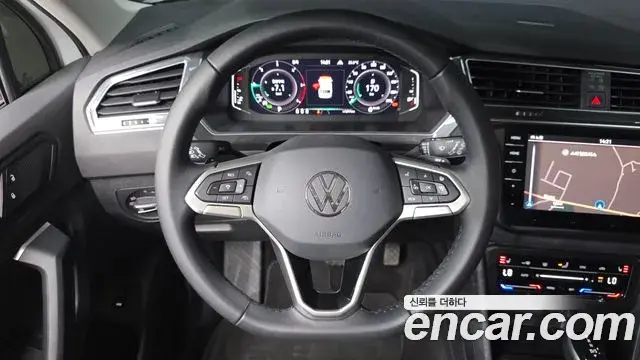 Volkswagen Tiguan 2023 — ფოტო 27/37