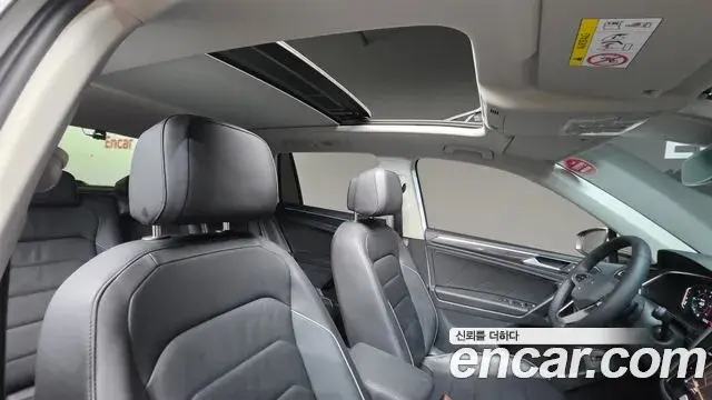Volkswagen Tiguan 2023 — ფოტო 29/37