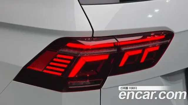 Volkswagen Tiguan 2023 — ფოტო 36/37
