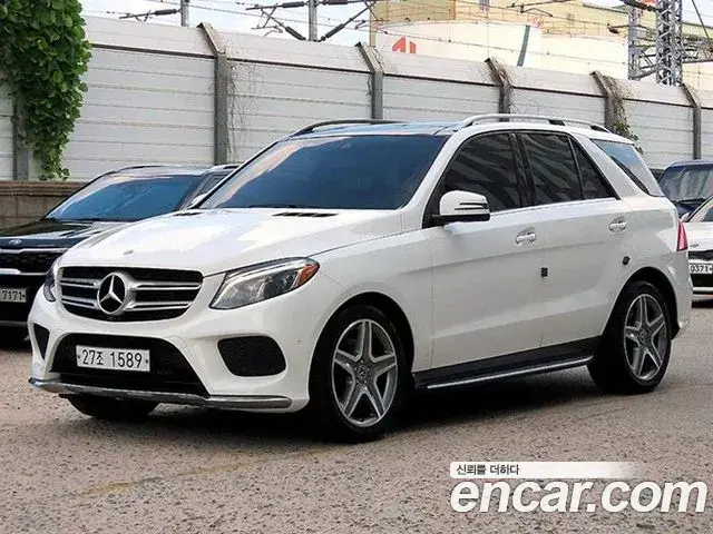Mercedes-Benz GLE-Class 2018 — Фото 1/20