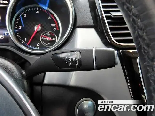 Mercedes-Benz GLE-Class 2018 — Фото 9/20