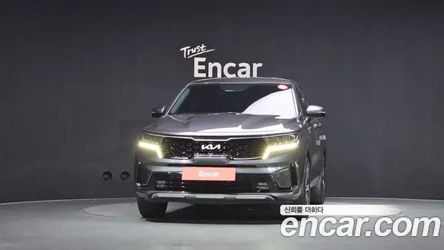 Kia Sorento 2023 — Фото 3/20