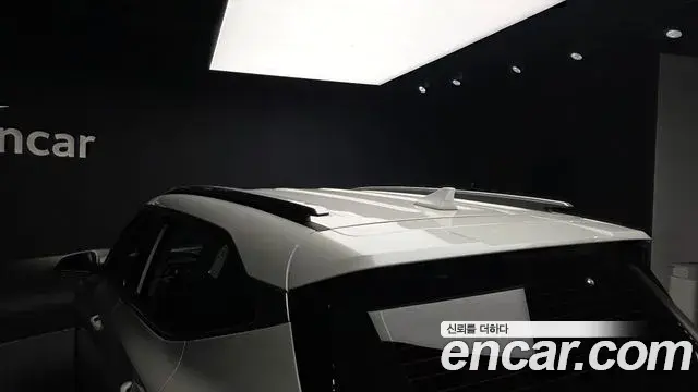 Kia Seltos 2024 — ფოტო 17/40
