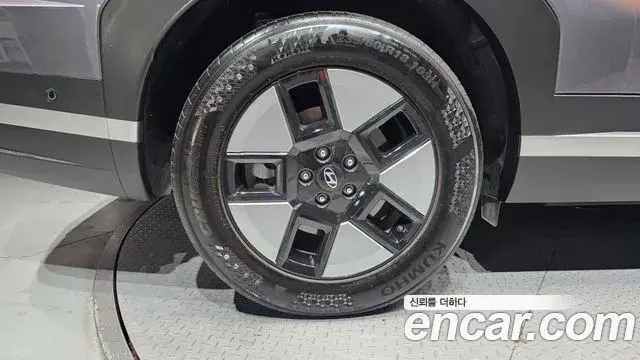 Hyundai Santa Fe 2024 — Photo 4/20