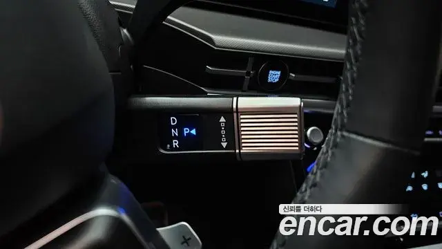 Hyundai Santa Fe 2024 — Photo 2/20