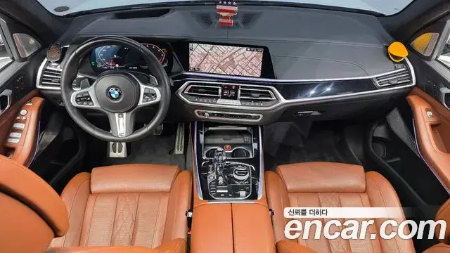 BMW X7 2019 — ფოტო 14/20