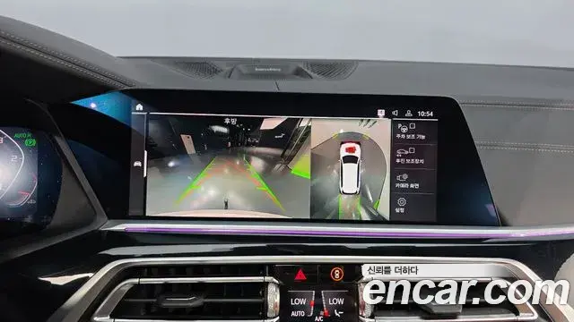 BMW X7 2019 — ფოტო 17/20