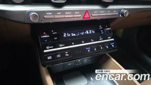 Hyundai Grandeur 2023 — Photo 18/20