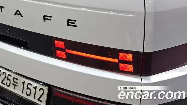 Hyundai Santa Fe 2024 — Şəkil 15/34