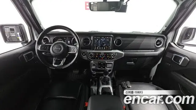 Jeep Wrangler 2021 — Photo 15/20
