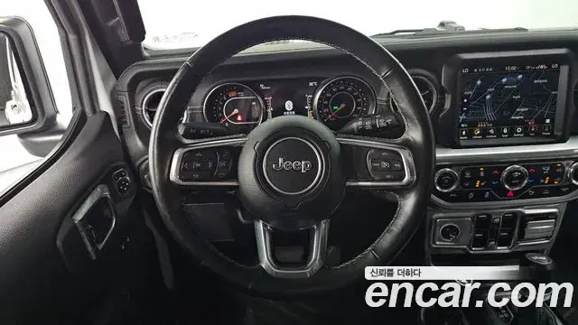 Jeep Wrangler 2021 — Photo 10/20