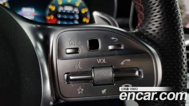 Mercedes-Benz C-Class 2019 — Şəkil 17/20