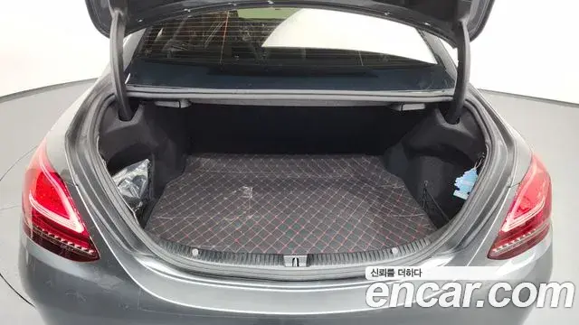 Mercedes-Benz C-Class 2019 — Şəkil 20/20