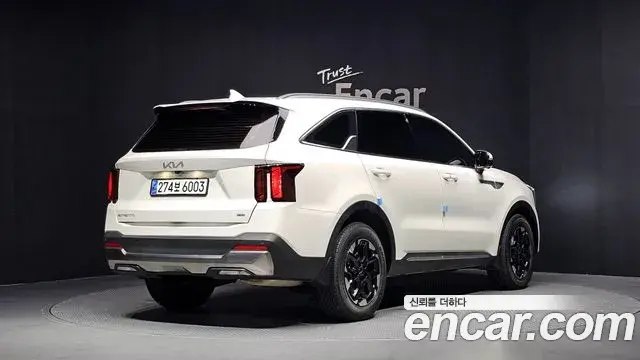 Kia Sorento 2024 — ფოტო 20/33