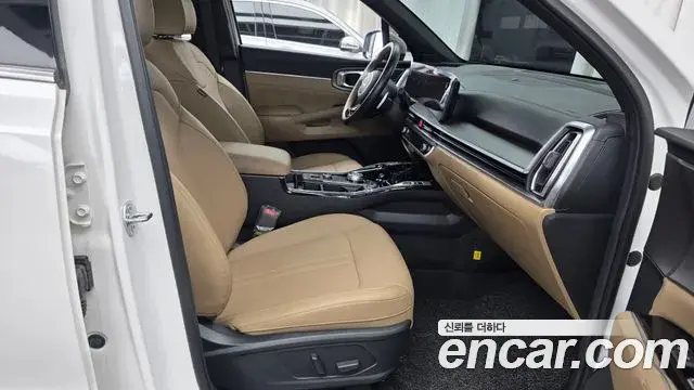 Kia Sorento 2024 — ფოტო 9/33