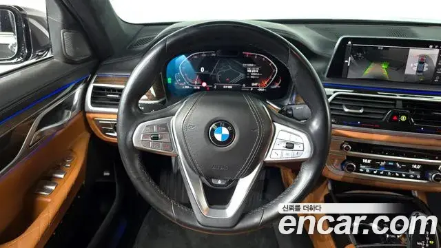 BMW 7 Series 2019 — Фото 14/20
