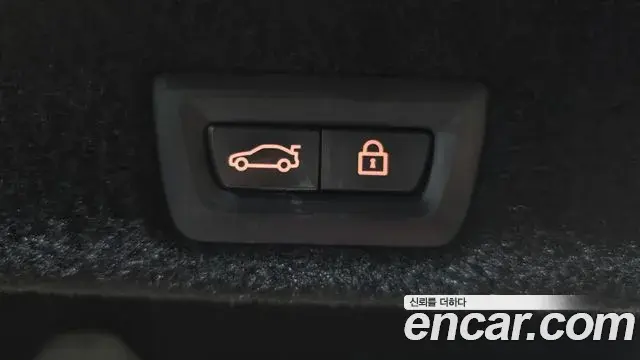 BMW 7 Series 2019 — Фото 18/20