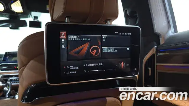 BMW 7 Series 2019 — ფოტო 31/36