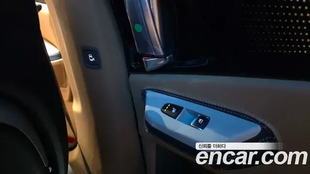 Kia Carnival 2025 — Фото 19/20