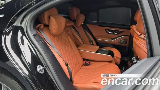 Mercedes-Benz S-Class 2022 — Фото 11/20