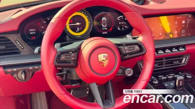 Porsche 911 2023 — Photo 7/20
