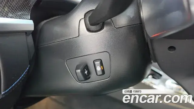 BMW 6 Series 2018 — Photo 13/20