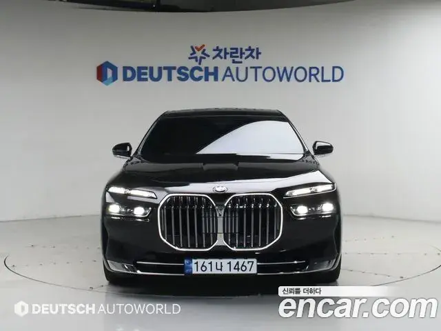 BMW 7 Series 2023 — Photo 4/20