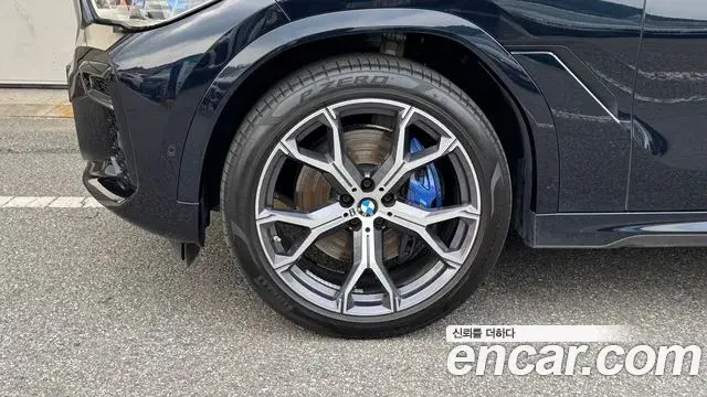 BMW X6 2022 — Фото 4/20
