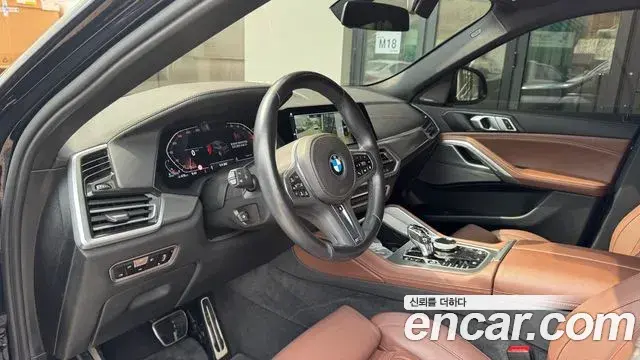 BMW X6 2022 — Фото 10/20