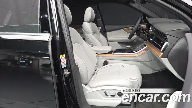 Audi Q7 2024 — ფოტო 3/20