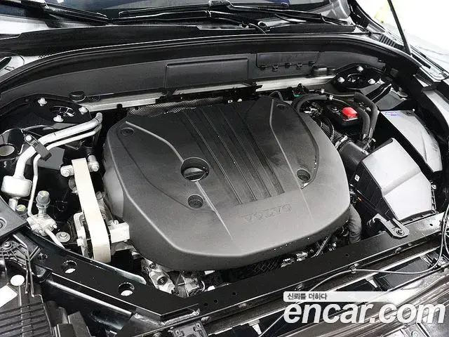 Volvo XC60 2024 — Photo 6/20