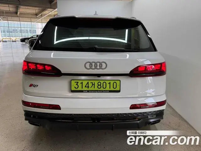 Audi Q7 2025 — Photo 19/20