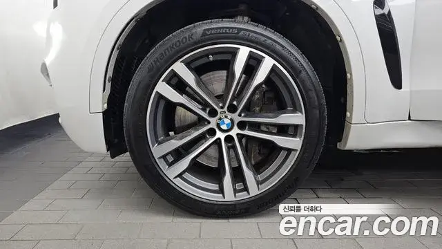 BMW X6 2018 — Фото 5/20