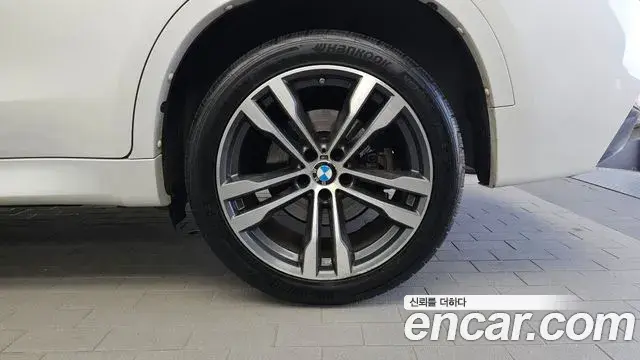 BMW X6 2018 — ფოტო 34/34