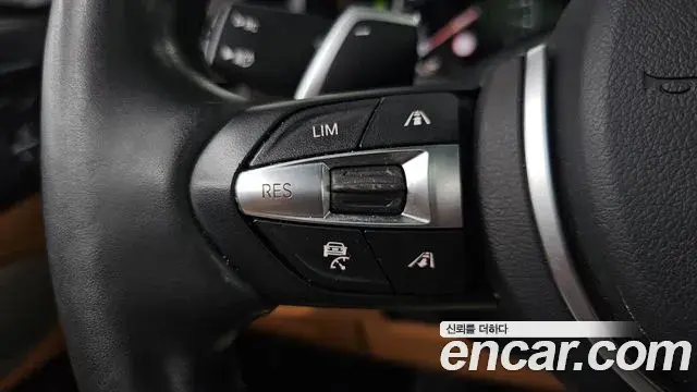 BMW X6 2018 — ფოტო 8/34