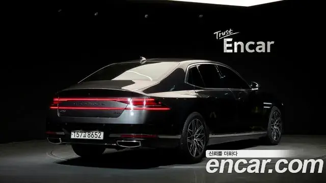 Genesis G90 2022 — ფოტო 31/31