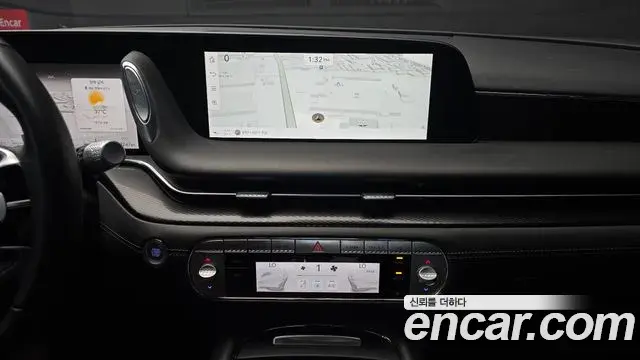 Genesis G90 2022 — ფოტო 16/31