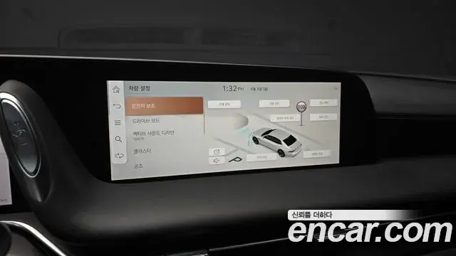Genesis G90 2022 — ფოტო 8/31