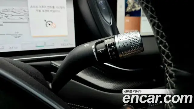 Genesis G90 2022 — ფოტო 30/31